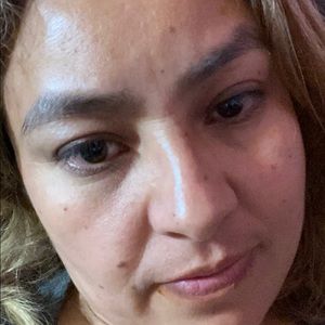 Meet your Posher, Alicia